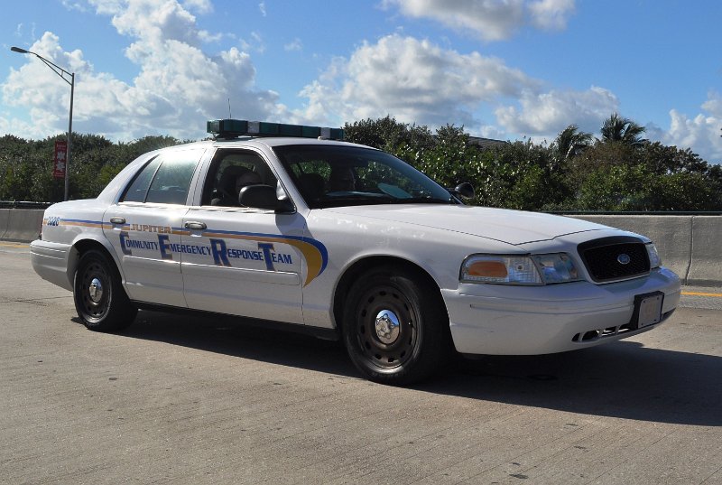 CERT Parade 08 121309.jpg